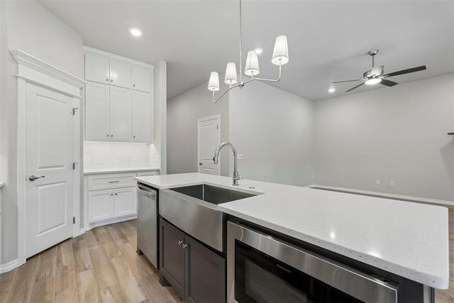 16129 Villa Valeria Way, Edmond, OK 73013