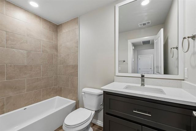 16129 Villa Valeria Way, Edmond, OK 73013