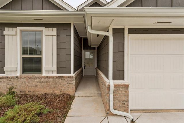 16129 Villa Valeria Way, Edmond, OK 73013