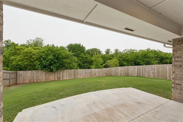 16129 Villa Valeria Way, Edmond, OK 73013