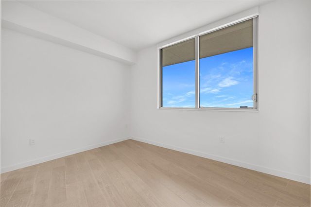 1400 Biscayne Boulevard 4003, Miami, FL 33132