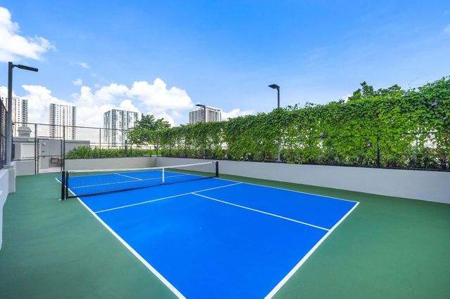 1400 Biscayne Boulevard 4003, Miami, FL 33132