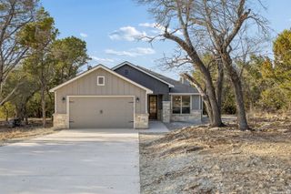 197 Bogi, Canyon Lake, TX 78133