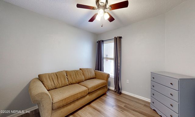 6106 MAGGIES Circle 113, Jacksonville, FL 32244