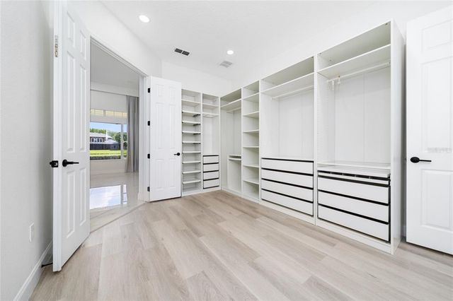 16138 BRISTOL LAKE CIRCLE, Orlando, FL 32828