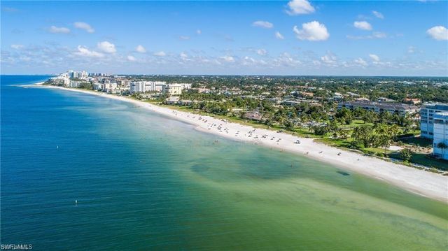 1520 Imperial Golf Course BLVD 211, Naples, FL 34110