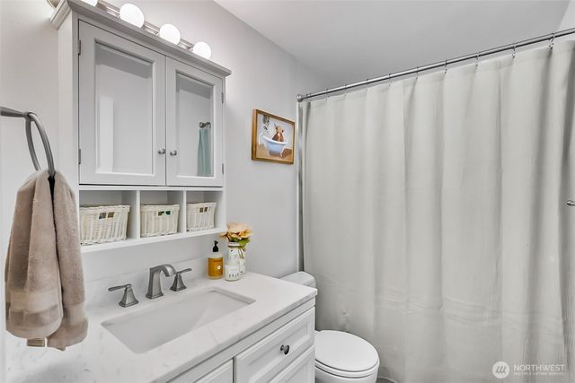 17419 Gravenstein Road, Bothell, WA 98012