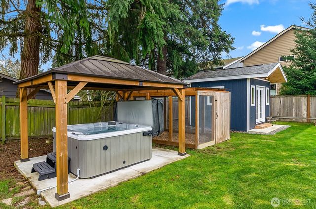 17419 Gravenstein Road, Bothell, WA 98012