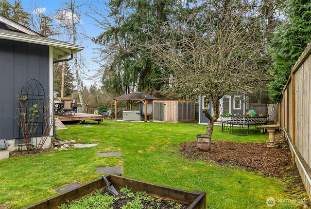 17419 Gravenstein Road, Bothell, WA 98012