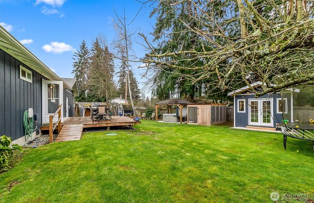 17419 Gravenstein Road, Bothell, WA 98012