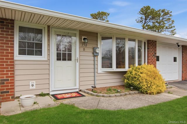 150 Eastbourne Court B, Ridge, NY 11961