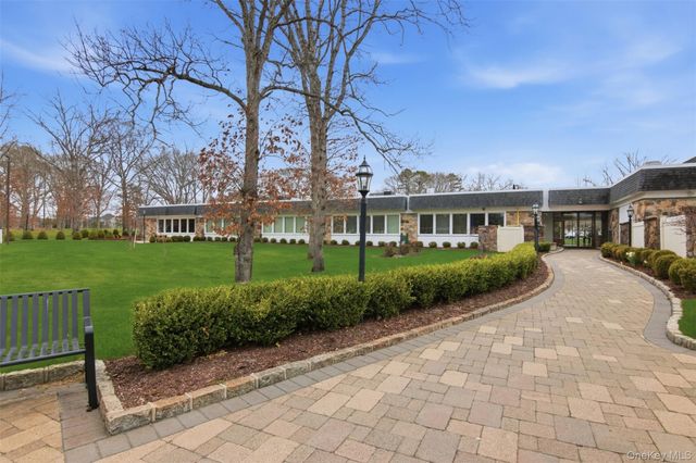 150 Eastbourne Court B, Ridge, NY 11961