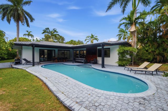 2457 NE 27th Terrace, Fort Lauderdale, FL 33305