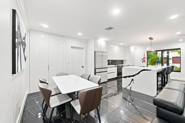 2457 NE 27th Terrace, Fort Lauderdale, FL 33305