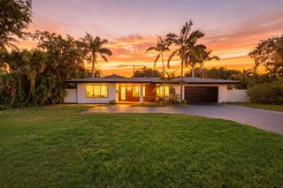 2457 NE 27th Terrace, Fort Lauderdale, FL 33305