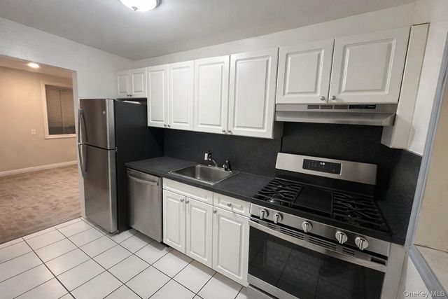 22105 67th Avenue 1A, Oakland Gardens, NY 11364