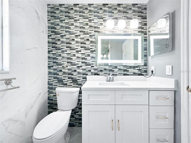 2605 HAWTHORNE LANE, Kissimmee, FL 34743