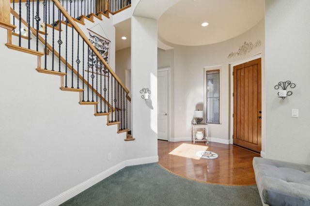 325 Carpenter Hill Rd, Folsom, CA 95630