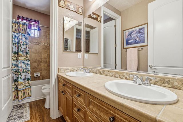 325 Carpenter Hill Rd, Folsom, CA 95630