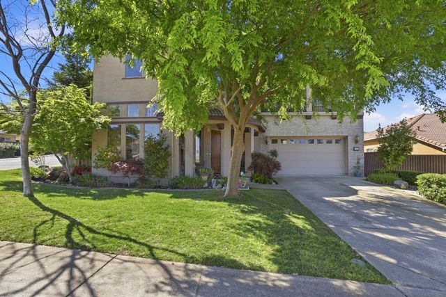 325 Carpenter Hill Rd, Folsom, CA 95630