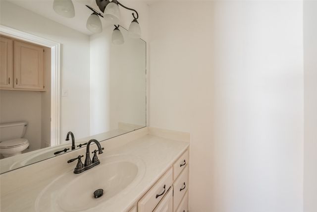 3108 Creekwood Court, Bedford, TX 76021