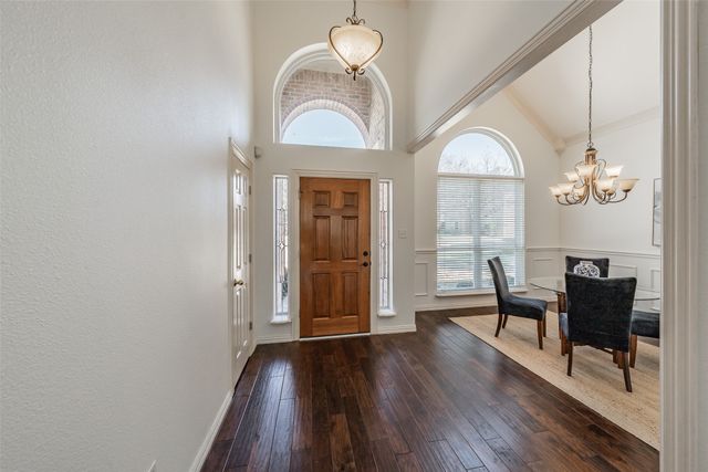 3108 Creekwood Court, Bedford, TX 76021