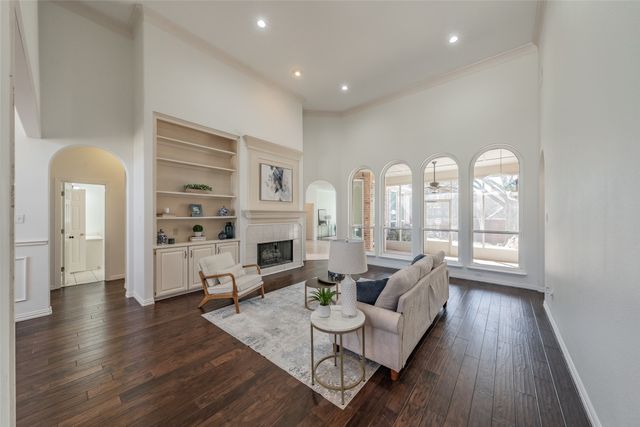 3108 Creekwood Court, Bedford, TX 76021