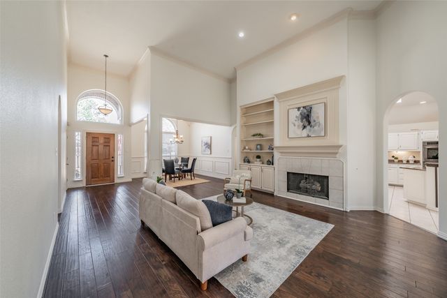 3108 Creekwood Court, Bedford, TX 76021