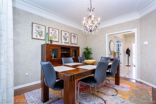 3585 Winding Brook Circle 89, Rochester Hills, MI 48309