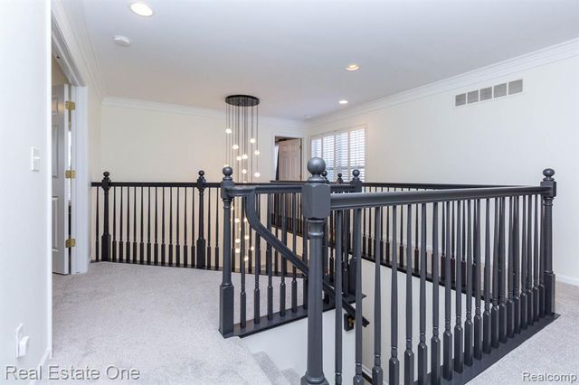 3585 Winding Brook Circle 89, Rochester Hills, MI 48309