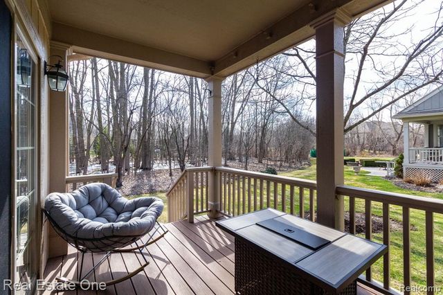 3585 Winding Brook Circle 89, Rochester Hills, MI 48309