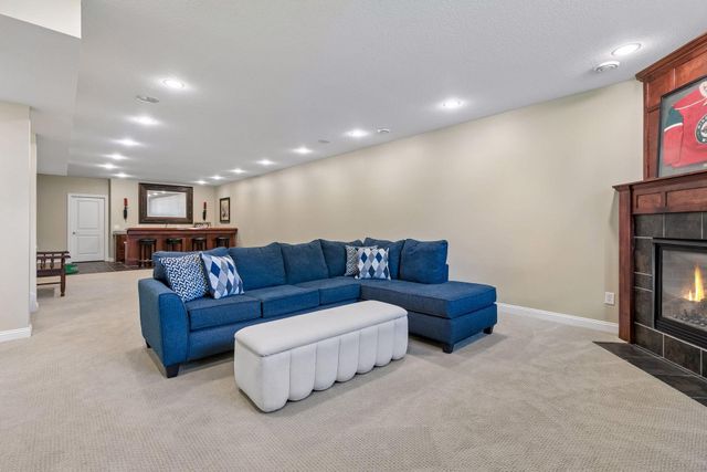 13134 Danube Lane, Rosemount, MN 55068