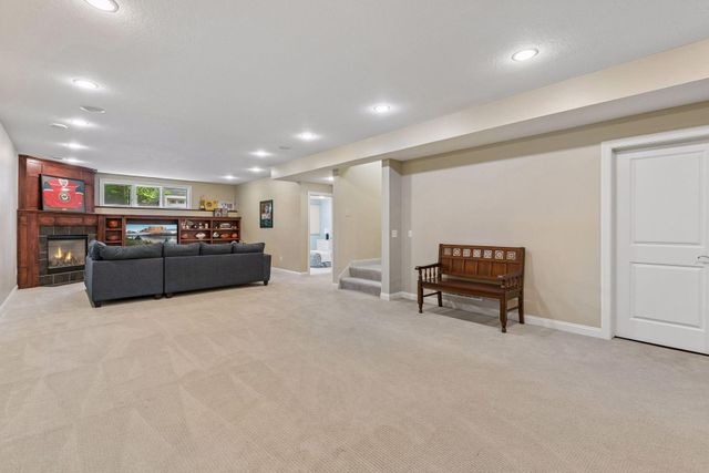 13134 Danube Lane, Rosemount, MN 55068