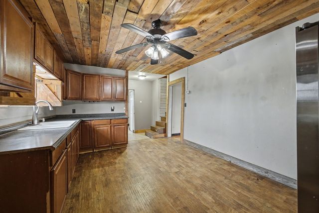 1729 Pinhook Road, Mount Olivet, KY 41064