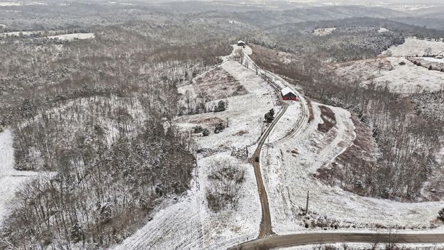 1729 Pinhook Road, Mount Olivet, KY 41064