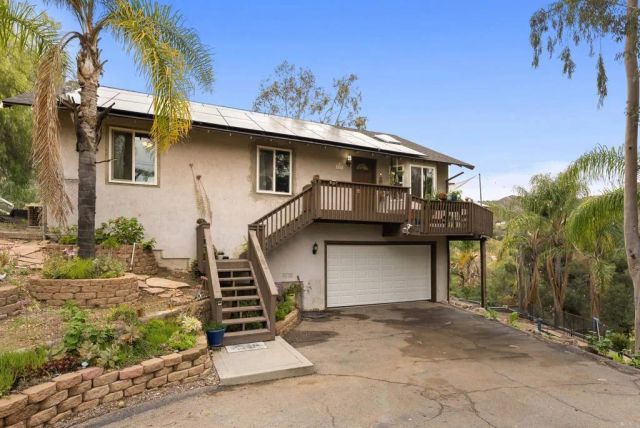 111 La Cresta Trl, El Cajon, CA 92019