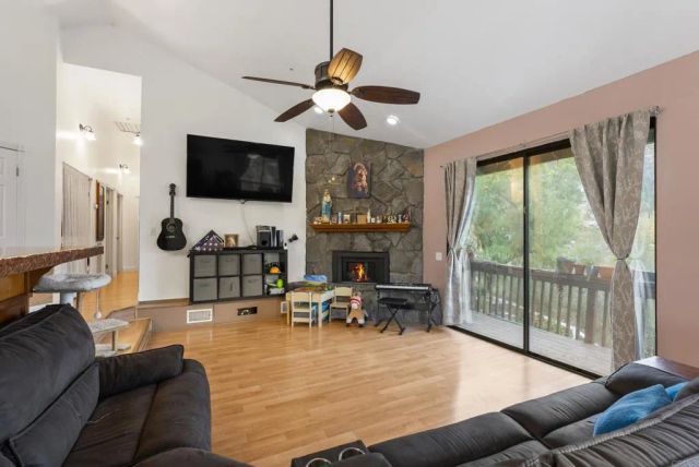 111 La Cresta Trl, El Cajon, CA 92019