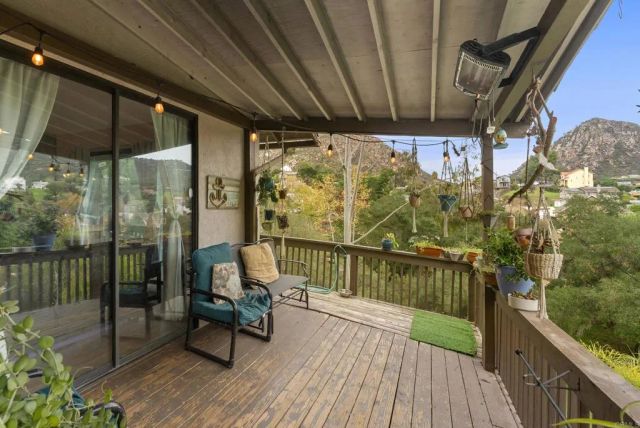 111 La Cresta Trl, El Cajon, CA 92019