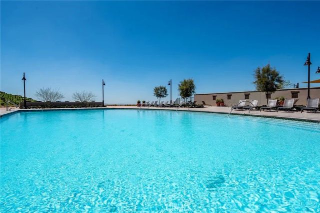 152 Statura, Irvine, CA 92602