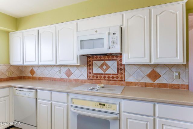 14164 S BANIFF Lane, Arizona City, AZ 85123