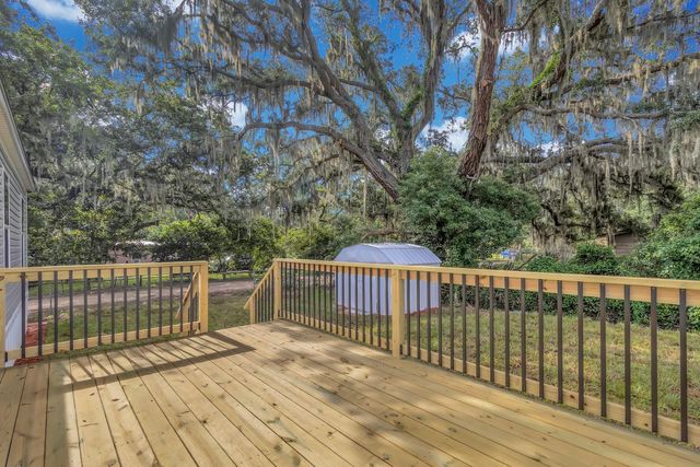 659 ALPINE STREET, Mascotte, FL 34753