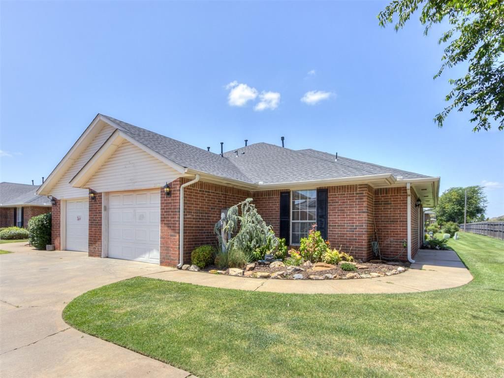 2131 NW 155th Street, Edmond, OK 73013