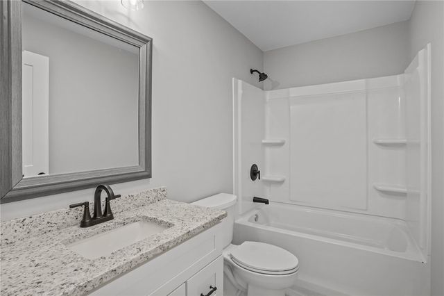 85 Colonial Avenue, Cumberland, RI 02864