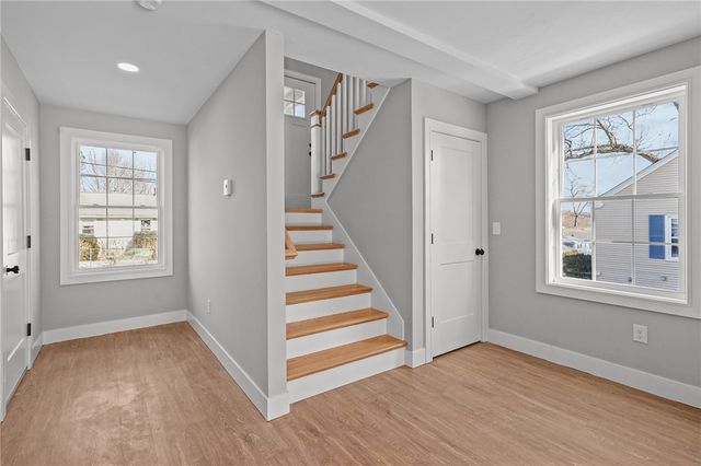 85 Colonial Avenue, Cumberland, RI 02864