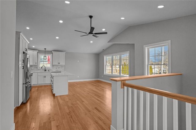 85 Colonial Avenue, Cumberland, RI 02864