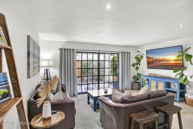 5201 ATLANTIC Boulevard 273, Jacksonville, FL 32207