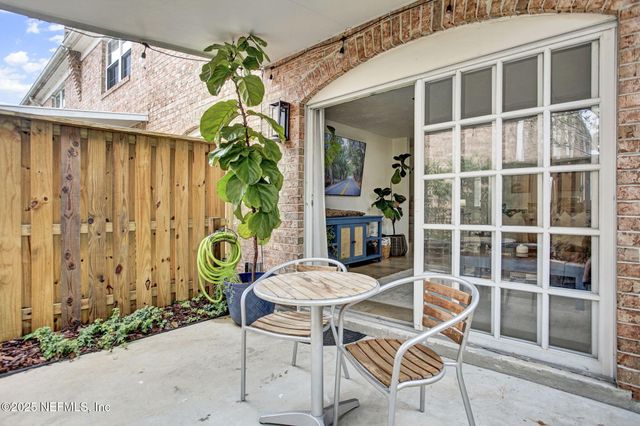 5201 ATLANTIC Boulevard 273, Jacksonville, FL 32207