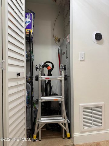 5201 ATLANTIC Boulevard 273, Jacksonville, FL 32207