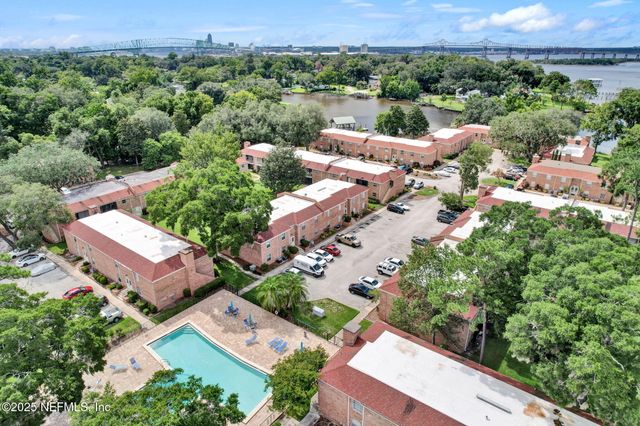 5201 ATLANTIC Boulevard 273, Jacksonville, FL 32207