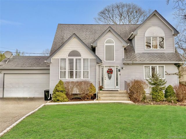 19 Birchwood Drive, Shirley, NY 11967
